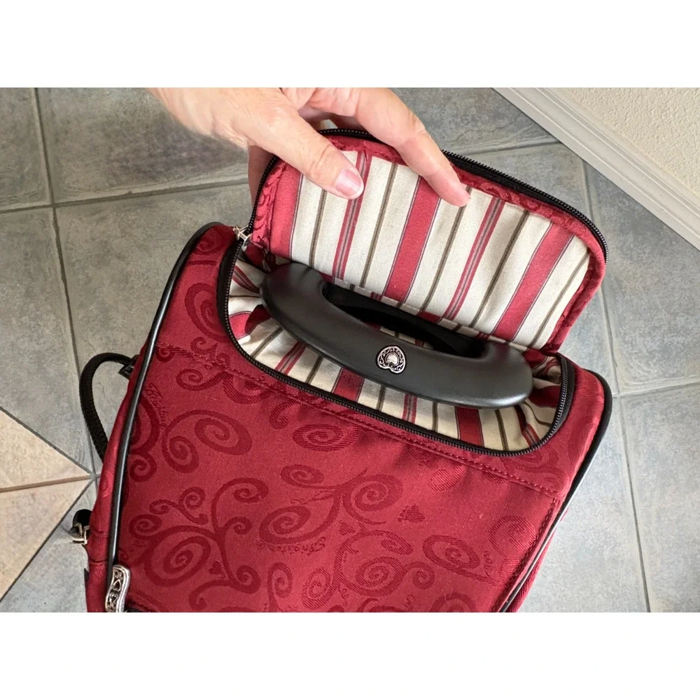 Brighton Mevelyn Red Black Large Croc Rolling Weekender Carry On Luggage U286606